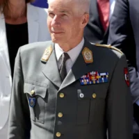 EU military chief suggests stationing troops in Greenland