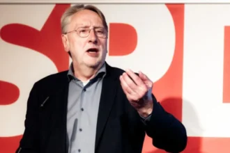 EU parliament to hold hearings on commissioners in November