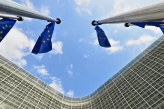 EU to invest €1 billion to boost AI use in key industries