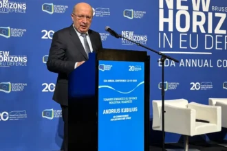 EU urges members to speed up weapons stockpiling