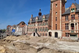 Eeklo Ceremonial Square 1st phase finished under De Wale