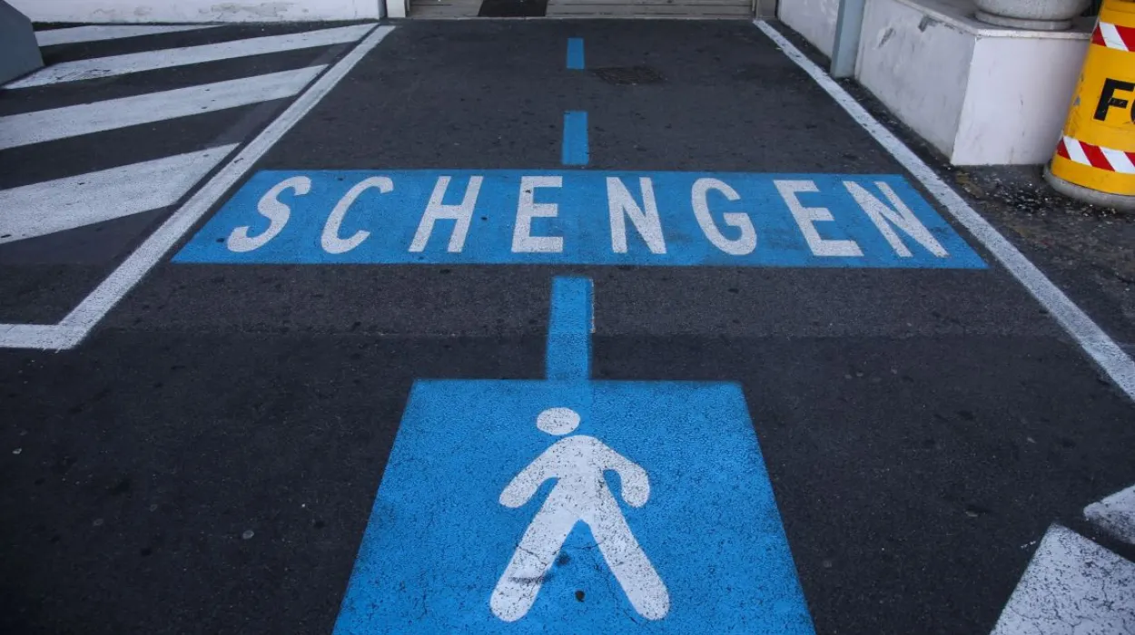 European Commission welcomes Bulgaria and Romania in Schengen