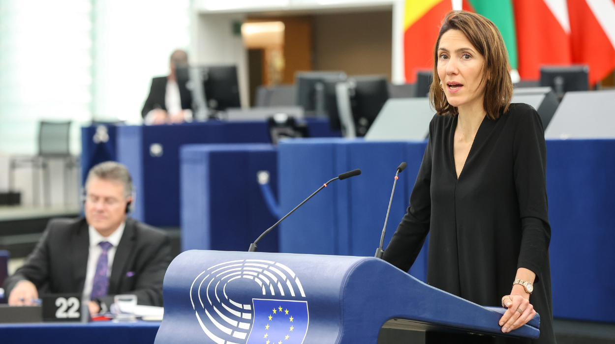 European Parliament Leader Valérie Hayer's Pledge for Ukraine's Security