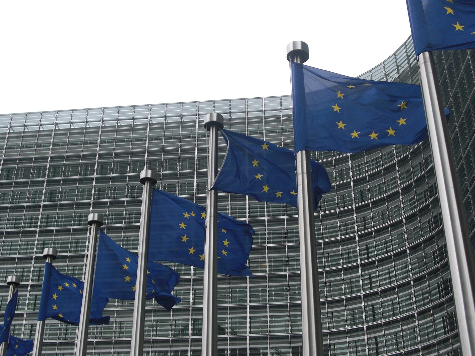EU Digital Services Act scrutiny as Commission designates ChatGPT, Reddit and Roblox