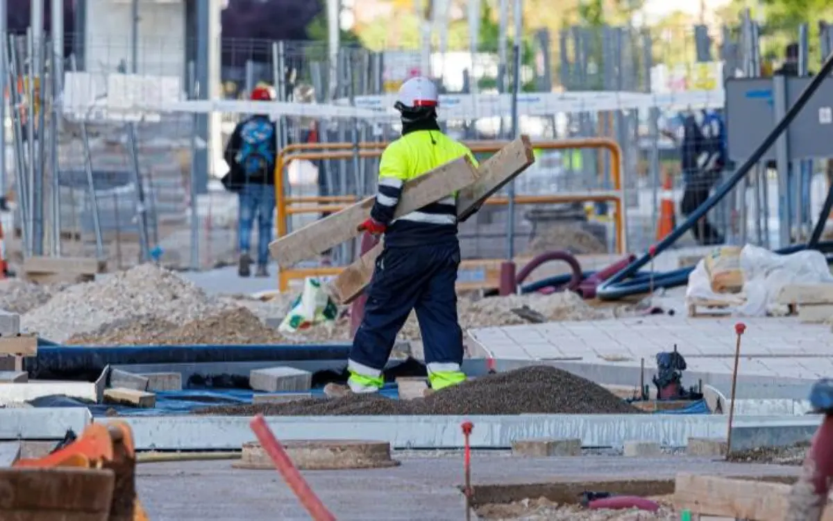 Eurozone records 0.1% fall in construction output