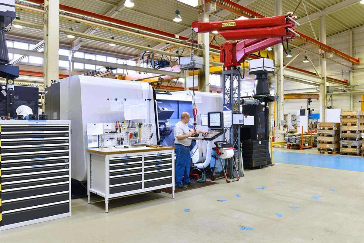 German industrial production shows signs of recovery despite ongoing energy cost pressures