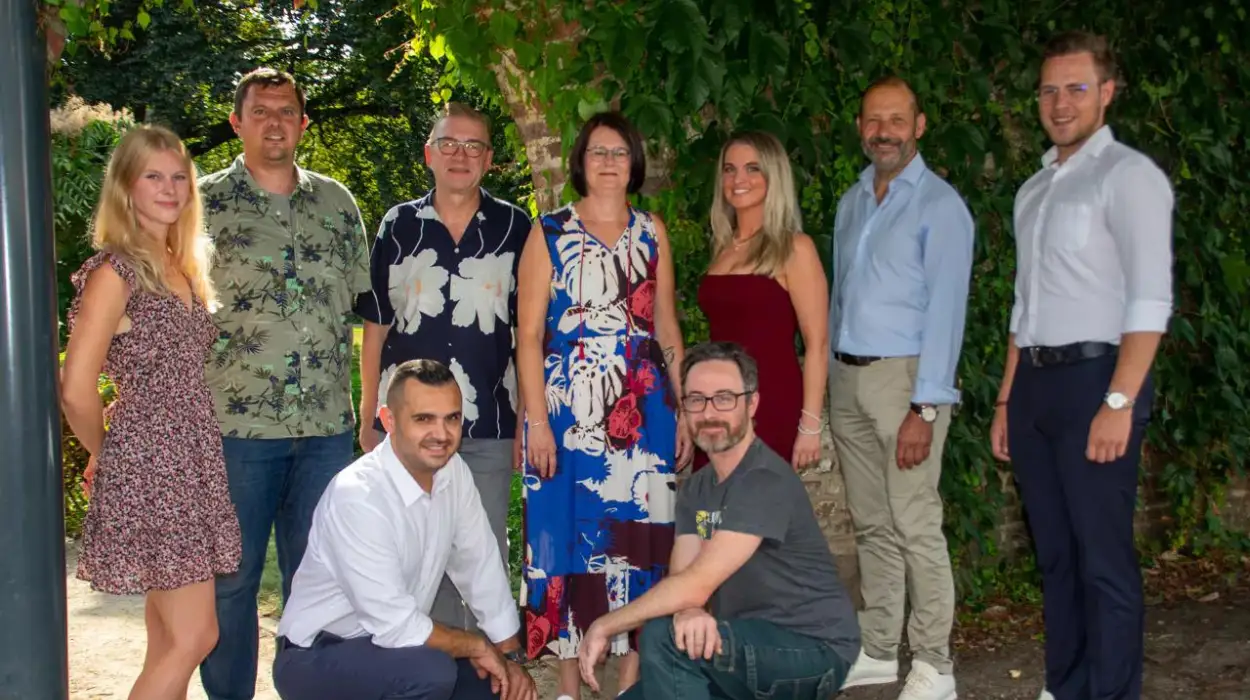 FRIS! and WOW New movements unite in Sint-Truiden