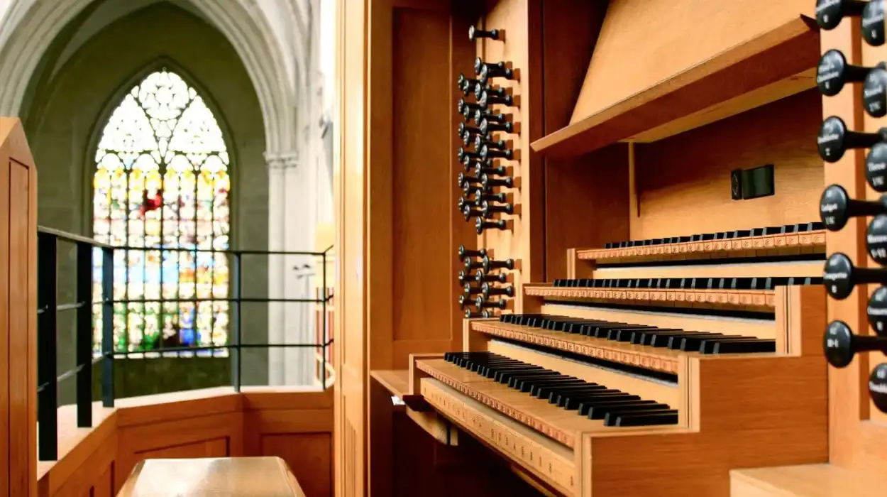 Fancy listening to some great church organ music this summer?