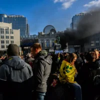 Farmers protest in Brussels March 26 clash leads to Maalbeek fire