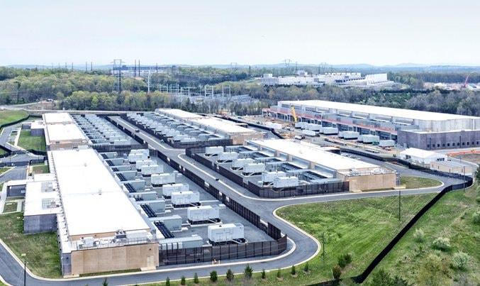Google AI infrastructure expansion strategy with cloud computing servers and global network