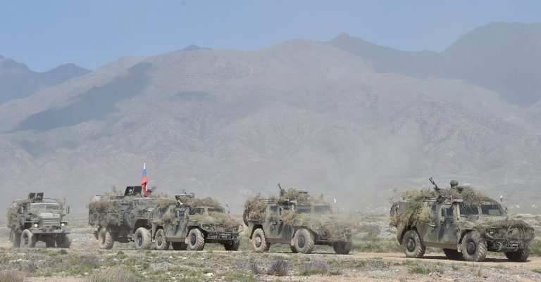 Russia Military Drill Shows Nuclear Warhead Movements in Moscow 2026