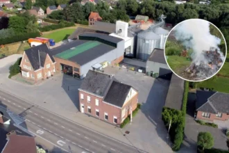 Fire at Bosmans Tuin & Dier Garden centre in Bertem controlled