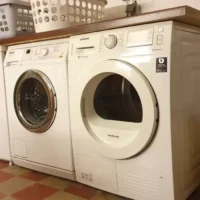 Fire in Sint-Jans-Molenbeek Three rescued, one injured in Blaze