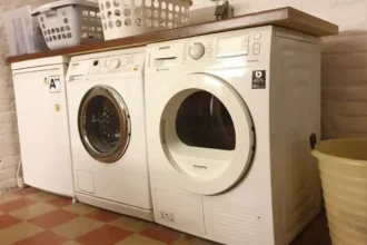 Fire in Sint-Jans-Molenbeek Three rescued, one injured in Blaze