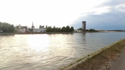 Fishermen fight the Hasselt plan for solar panels on canal