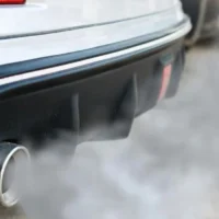 Flanders' CO₂ emission reduction goals threatened by policy delays and changes