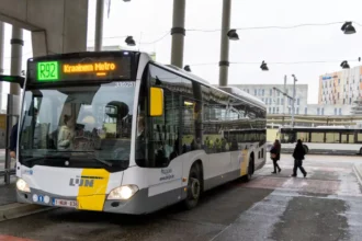 Flemish Government spend €350M on 4% De Lijn electric buses