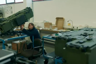 Flemish defense plan Faster permits for army & industry