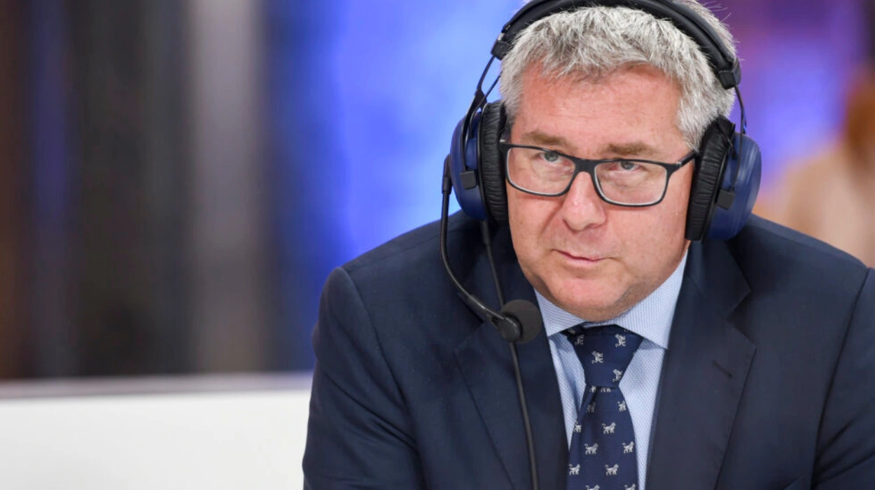 Former MEP Ryszard Czarnecki charged with financial fraud