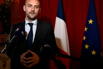France tells US its red lines on Ukraine peace