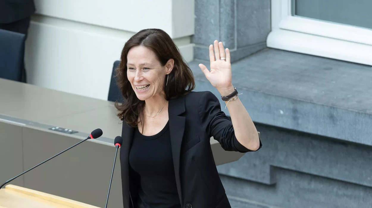 Freya Van den Bossche leads Vooruit Ghent with Sioen