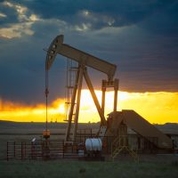 Oil prices slip during trading session in New York 2026