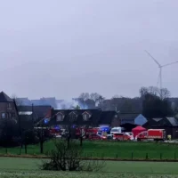 Garage fire in Kleine-Spouwen contained, cars destroyed