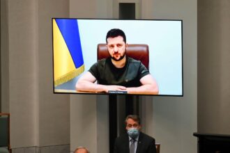 Ukraine Russia war deaths highlighted amid ongoing fighting in Kyiv 2026