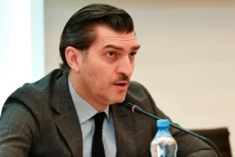 Georgia set to elect ex-soccer player as president