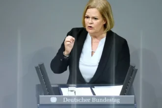 German, Austrian ministers cancel Syria trip over threats