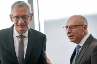 Germany news Spy chiefs warn of Russia, Hamas threats