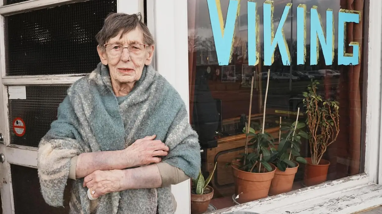 Ghent Lisbeth Waldack’s Cafe Robbery Case Closed