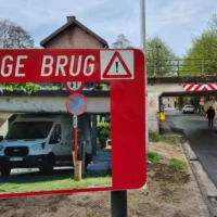 Ghent's new bridge warning signs backed by Vandenbroucke