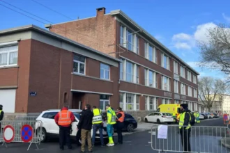 Girl stabbed in Royal Athenaeum of Borgworm in Waremme