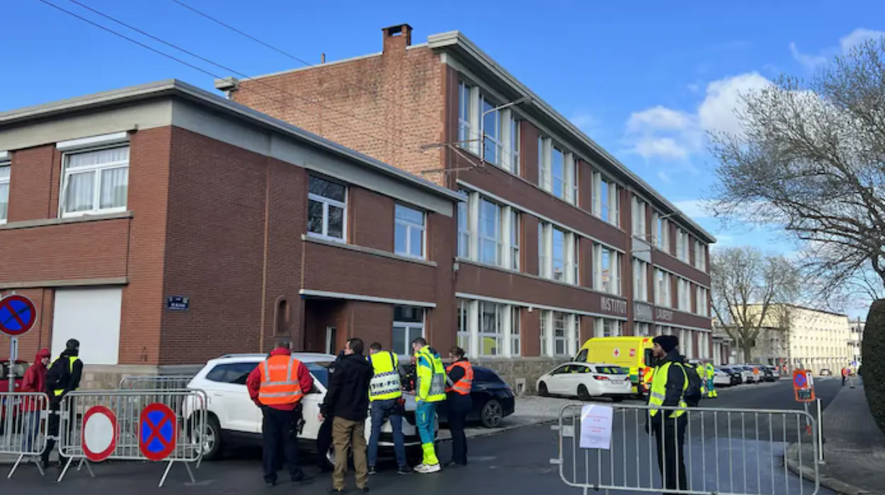 Girl stabbed in Royal Athenaeum of Borgworm in Waremme