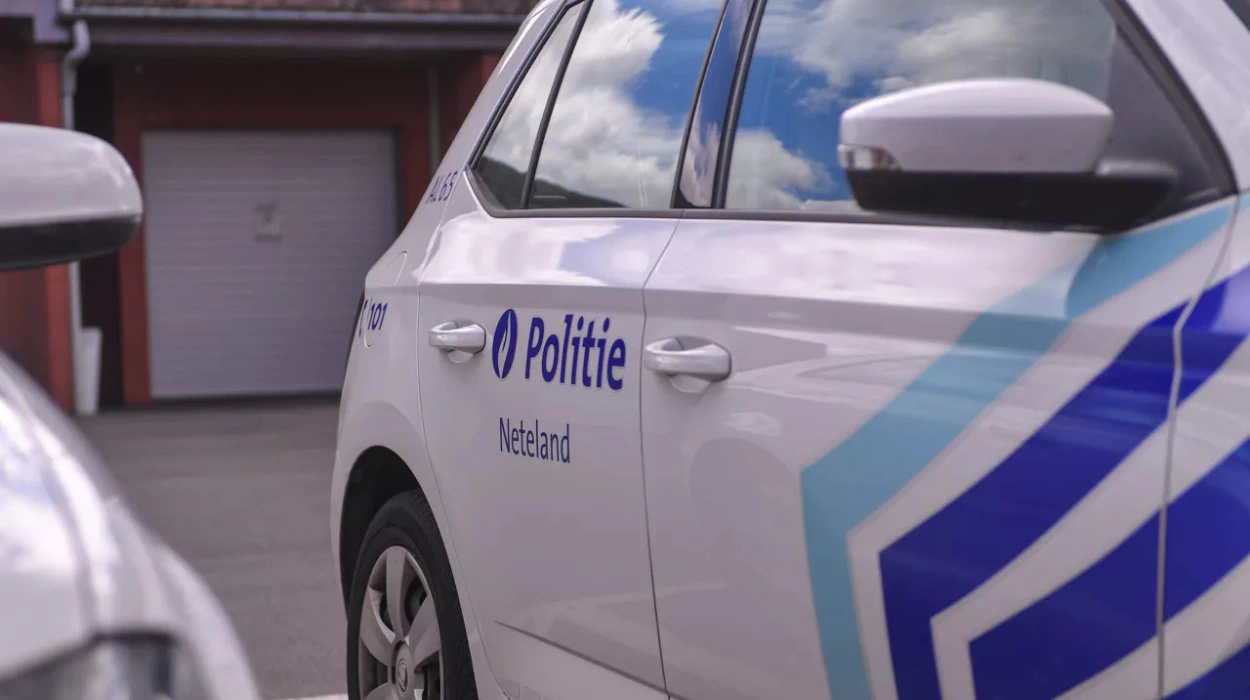 Grobbendonk woman arrested Abused husband, 60 neglected dogs