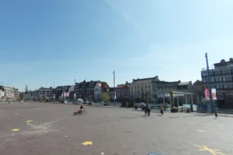 Grote Markt Sint-Niklaas reopens after renovation