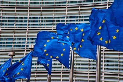 EU–Canada summit strengthens strategic cooperation on technology, trade and defence.