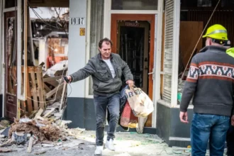 Hague apartment explosion death toll rises to six