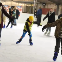Halle Schaatst draws 17,639 visitors amid challenges