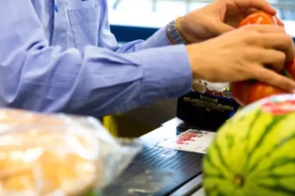 Halle cashier caught in €600 theft; Faces 90 hours community service