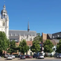 Halle's Mayor Eva Demesmaeker enhances safety