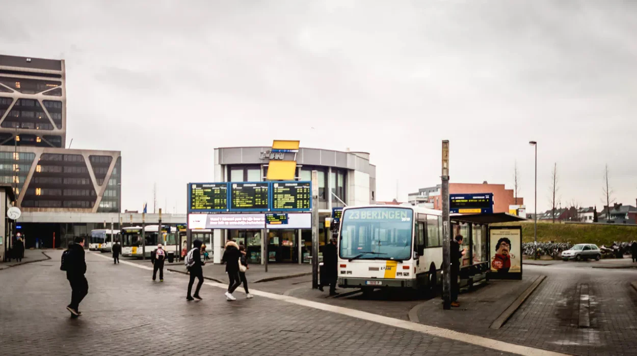 Hasselt station tram buses Spartacus 1 & 2 construction
