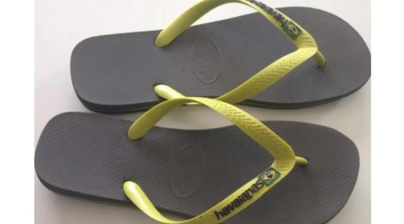 Helicopter search for suspects after break-In Attempt in Essenbeek-Centrum,Halle