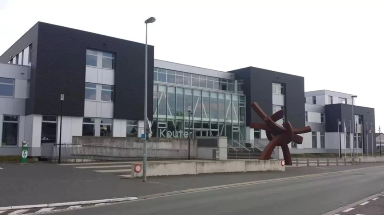 Herent investigated for fund misuse, only 16% of people trust