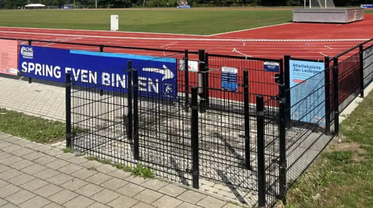 Herenthout athletic track reopens with gate after vandalism
