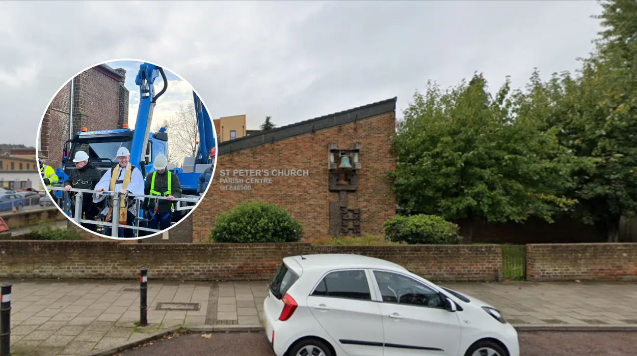 Holsbeek Pastor blesses restored weather vane at Rotselaar church