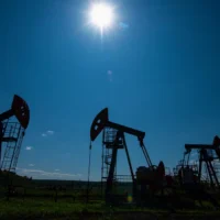 India to keep buying Russian oil despite US threat