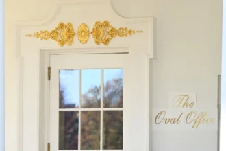 Is disappearance of Trump’s fancy ‘Oval Office’ lettering a sign of the times