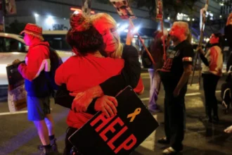 Israel and Hamas Reach Ceasefire Agreement to End 15-Month Gaza Conflict